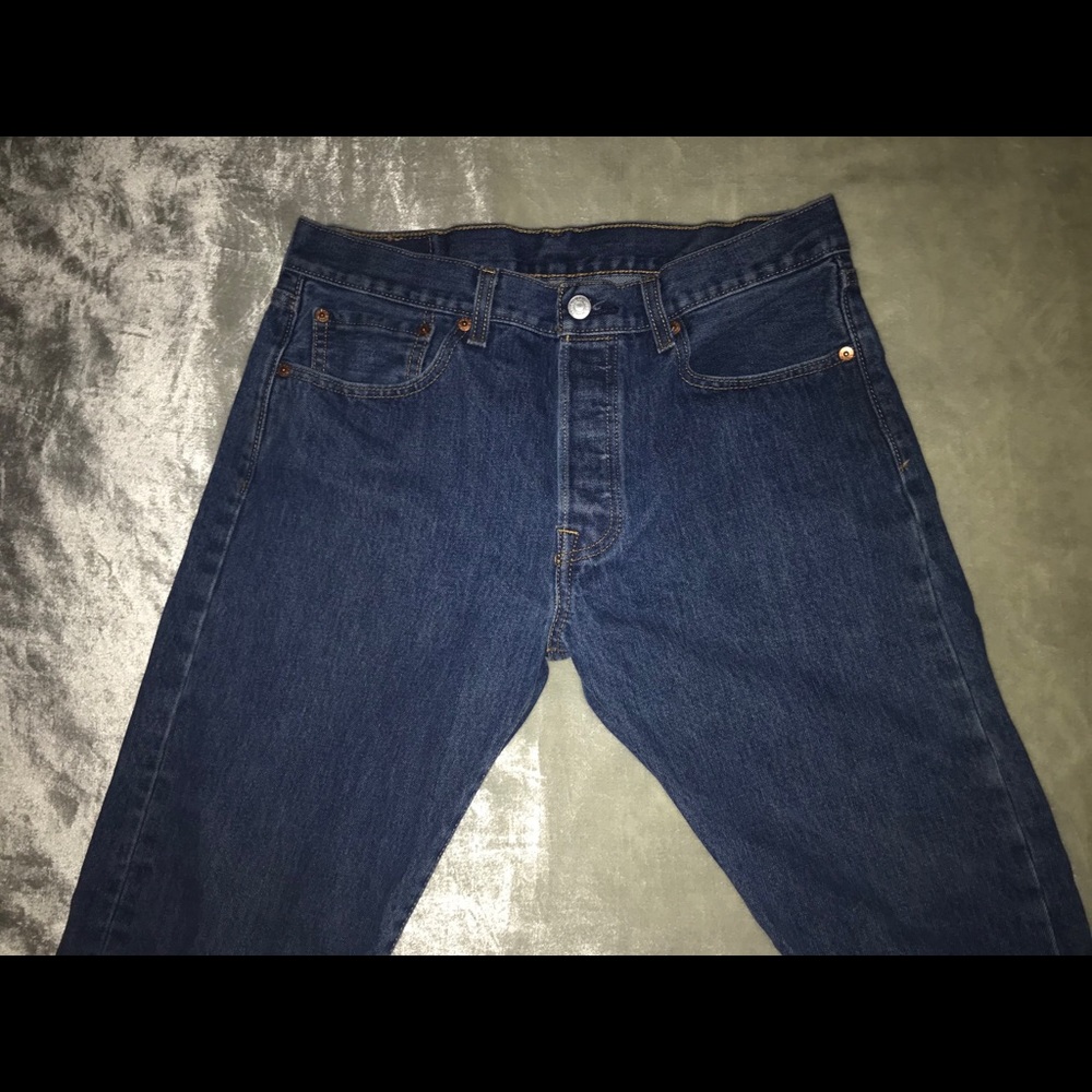 Levi Jeans - Picture 4 of 5